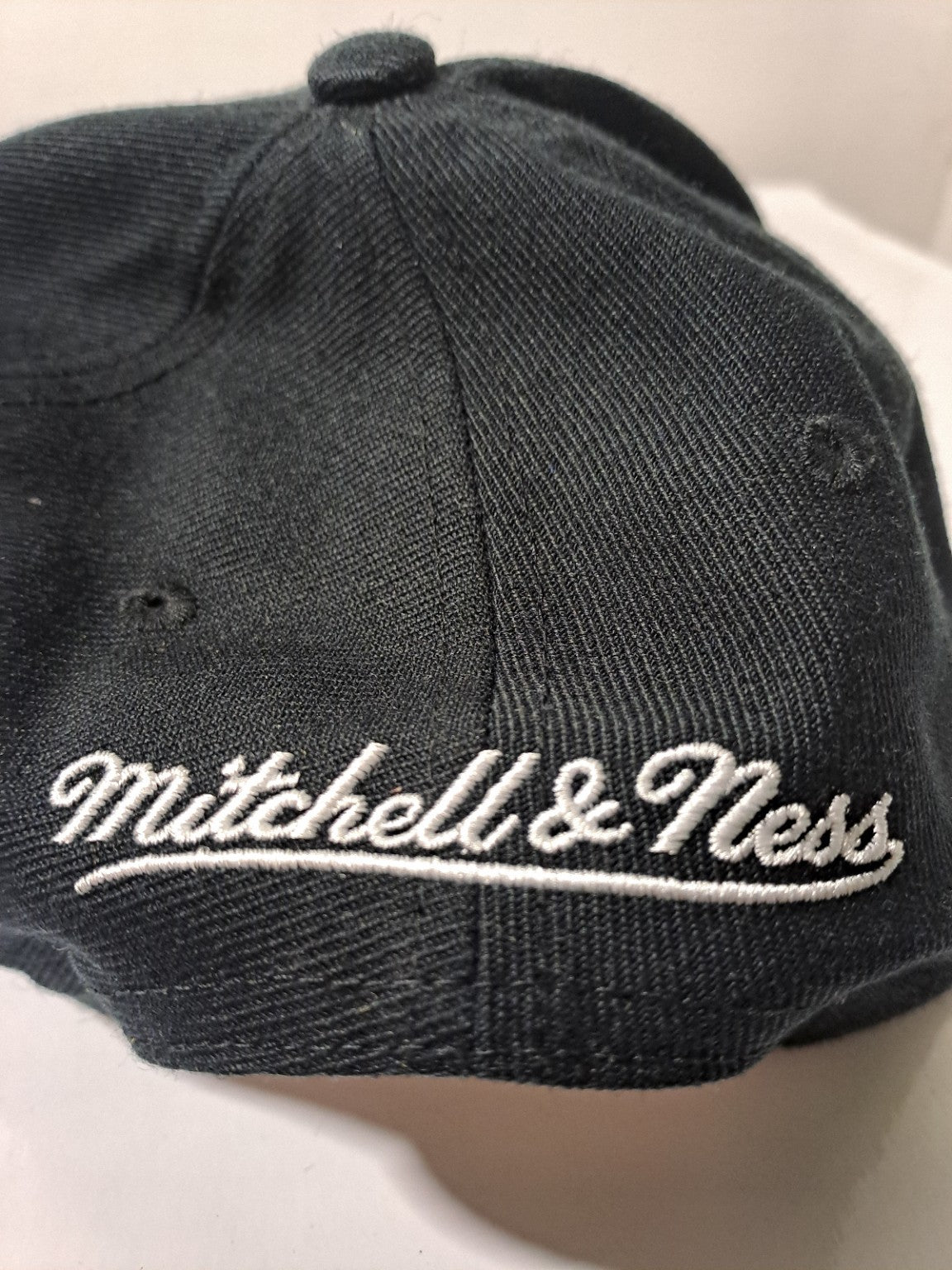 Vintage Lakers Classic Logo Snapback – Finals 2010 Patch – Schwarz – Mitchell & Ness