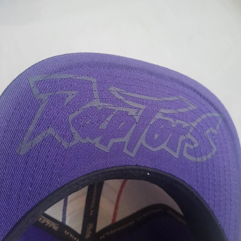 Mitchell & Ness Toronto Raptors Panel Snapback Cap – Vintage | Secondhand NBA Cap