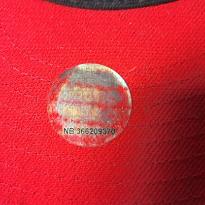 New Era 59FIFTY Brooklyn Nets Fitted Cap – Schwarz/Rot (Größe 7 3/8)