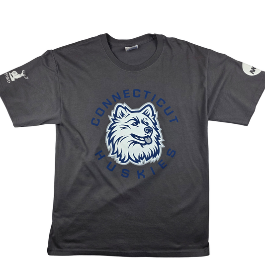 UConn Huskies Hoop U Coaches Clinic T-Shirt – Hanes (grau) – Gr. M