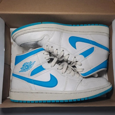Air Jordan 1 Mid – White / Powder Blue (EU 39)
