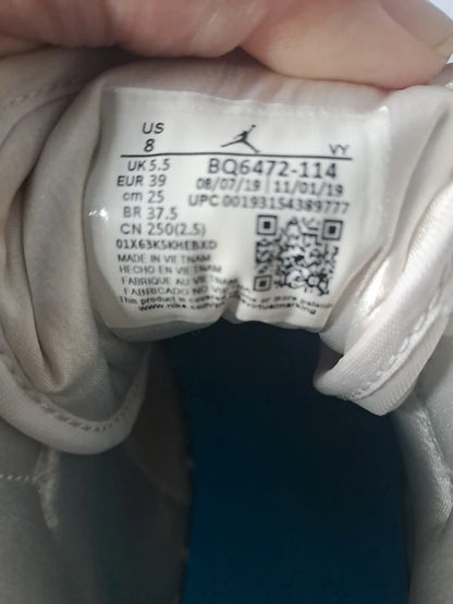 Air Jordan 1 Mid – White / Powder Blue (EU 39)