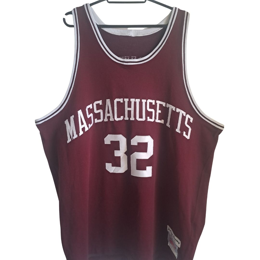 Julius Erving „Massachusetts“ Jersey – Heritage College Style (Made in USA)