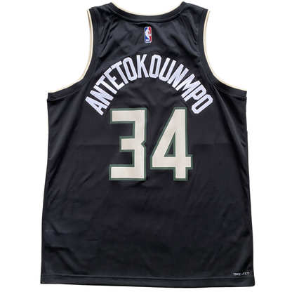 Giannis Antetokounmpo #34 Milwaukee Bucks Trikot – Jordan Statement Edition Swingman NBA Jersey Gr. 40 (M)