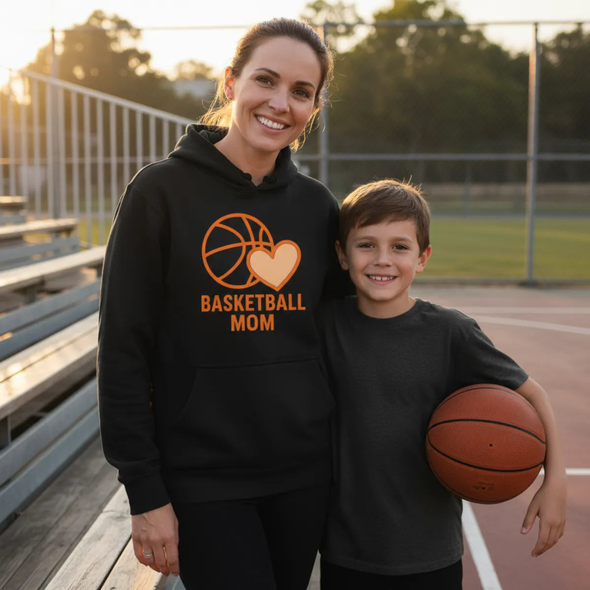 Basketball Mom Hoodie – Herz trifft Basketball | CourtKings