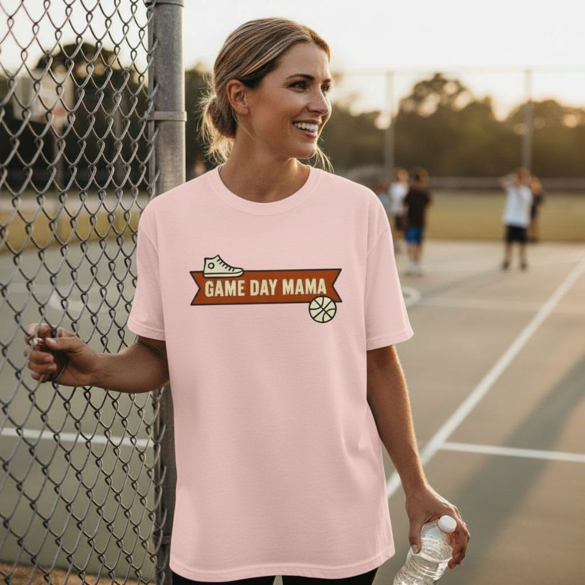 Game Day Mama T-Shirt – Retro Basketball Shirt für stolze Mütter | CourtKings Organic Streetwear
