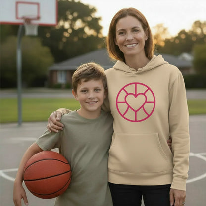 Basketball Heart Hoodie – Minimal Design für echte Basketball Moms | CourtKings