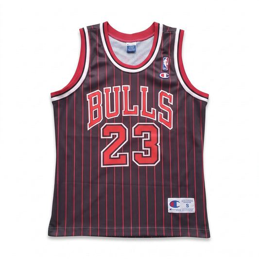 Michael Jordan #23 Chicago Bulls Trikot – Champion Black Pinstripe Alternate (90s, S)