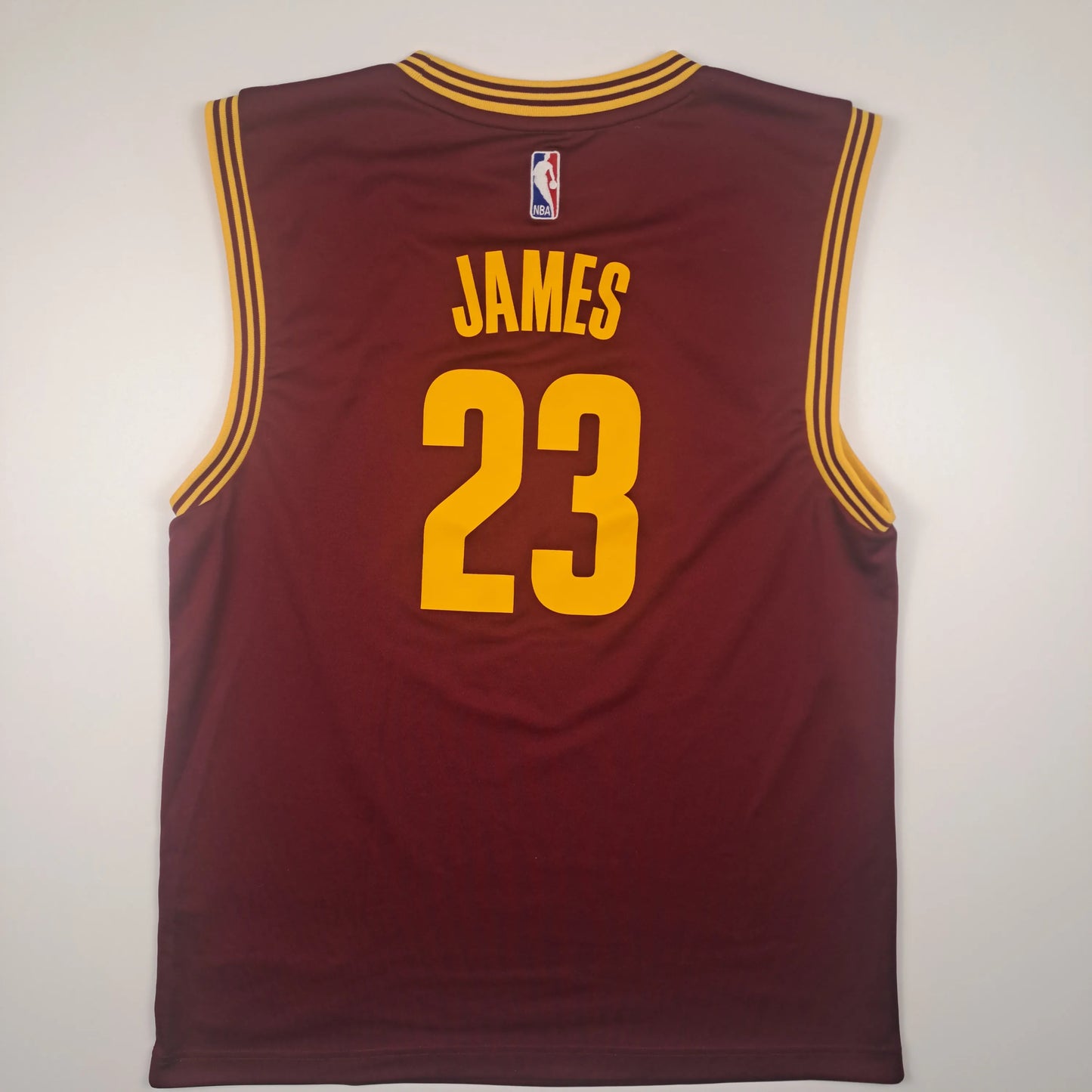 Adidas Cleveland Cavaliers #23 LeBron James NBA Jersey – Vintage Bordeaux Herren M | Secondhand