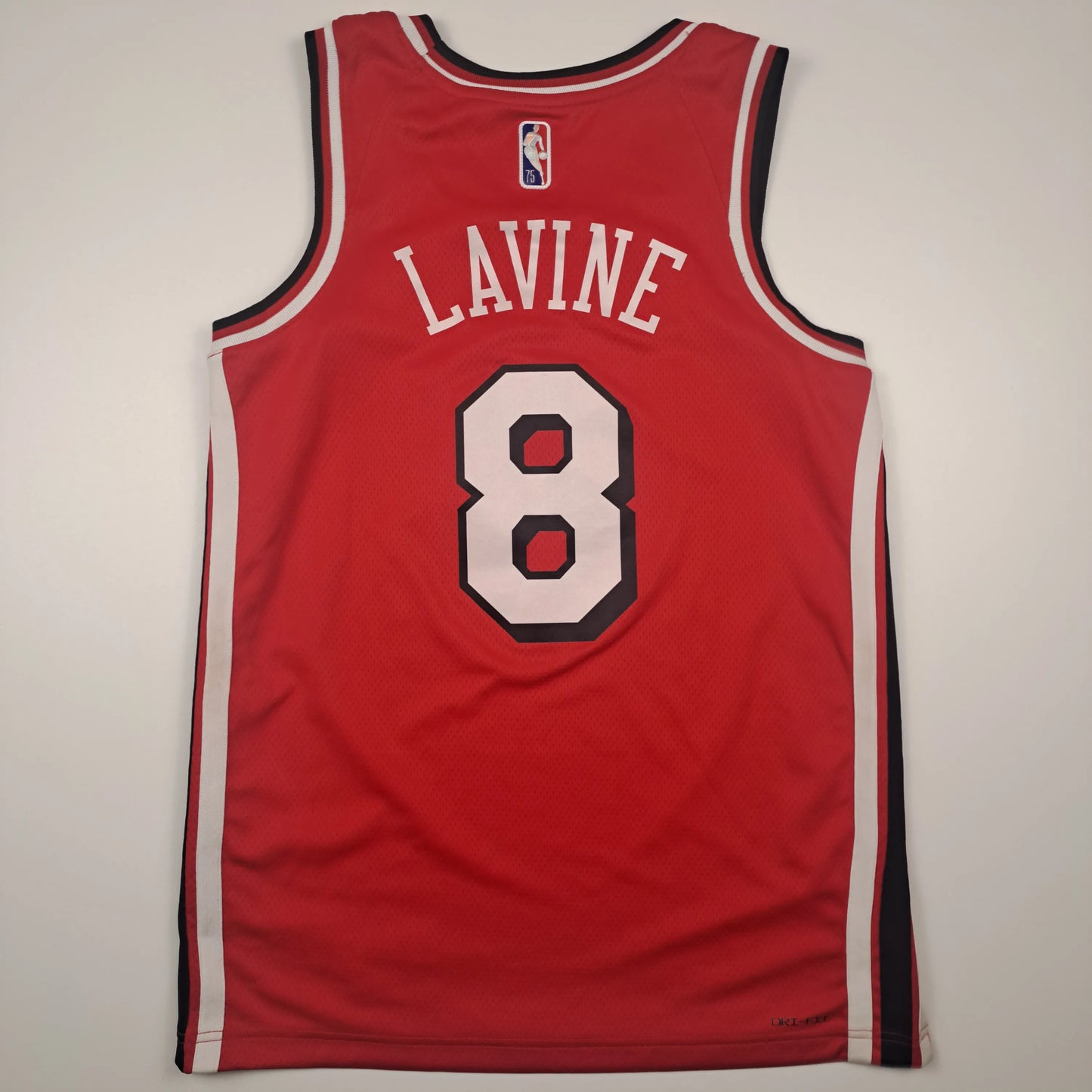 Nike NBA Jersey Chicago Bulls #8 Rot – Herren 44 (Throwback, gebraucht)