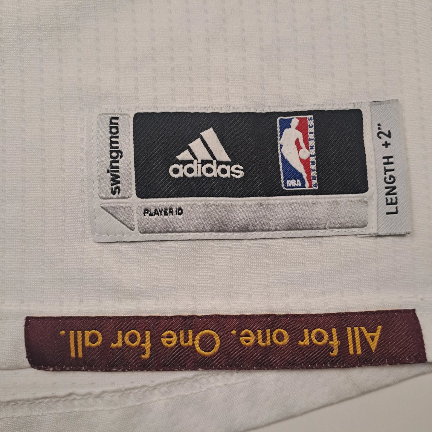 Adidas NBA Jersey Cleveland Cavaliers #23 LeBron James Weiß – Herren S (gebraucht)