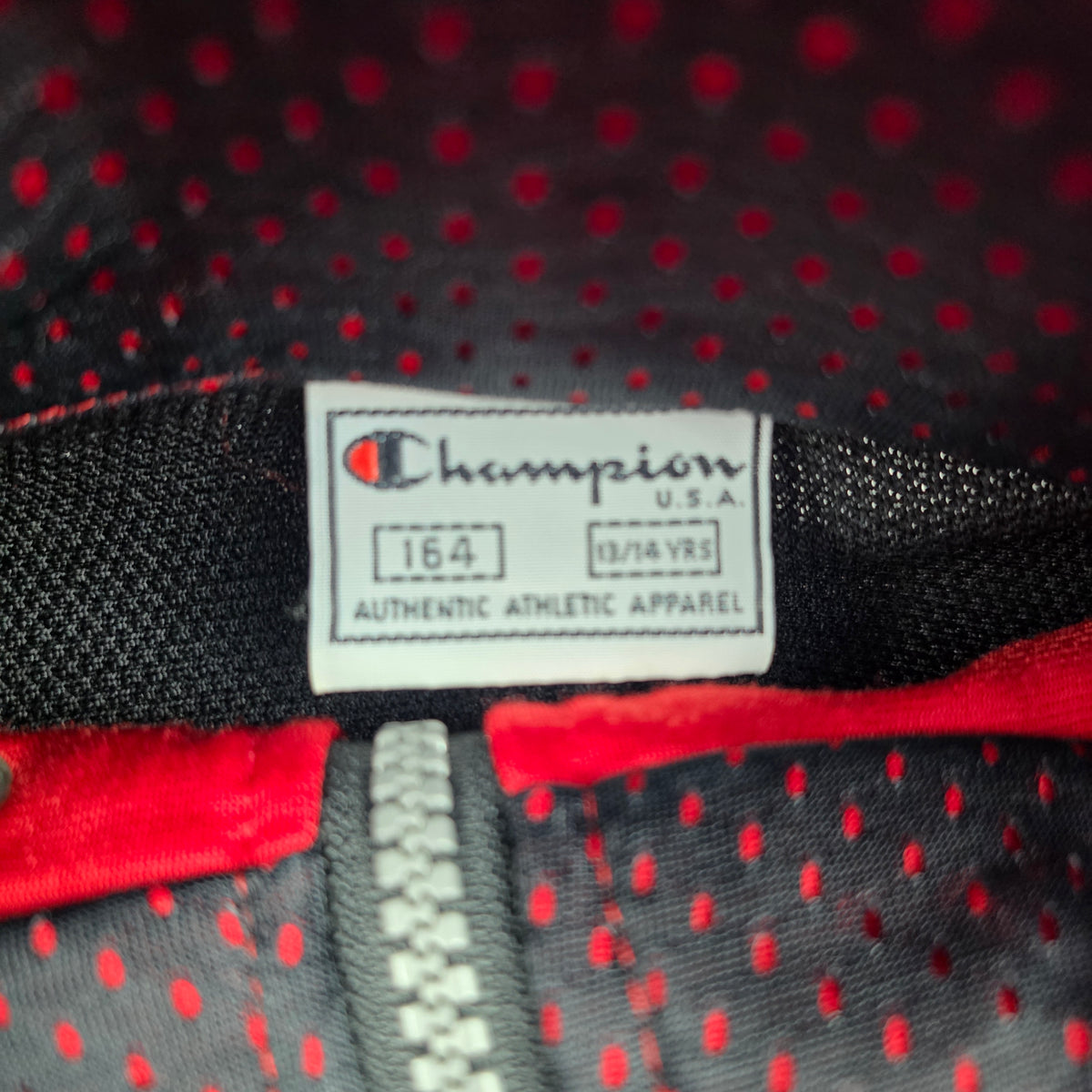 Chicago Bulls Trainingsjacke – Champion (rot/schwarz) – Gr. 164 (13-14 Jahre)