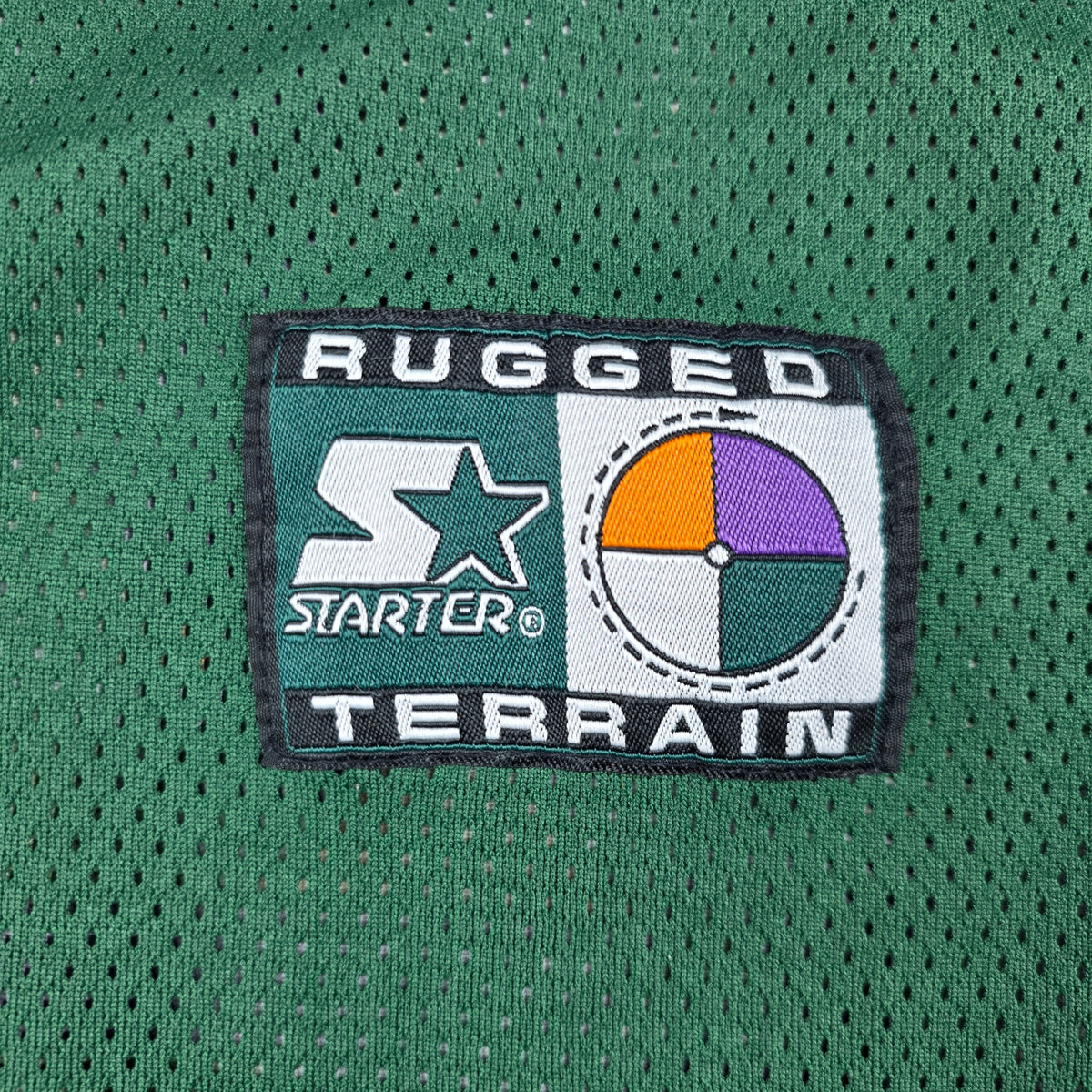 Starter „Rugged Terrain“ Wende-Tank – Vintage 90s (grün/Aztec) – Gr. L