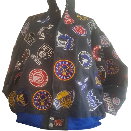 Custom Varsity Jacket – Vintage Basketball Patch Style – Unikat (XL)